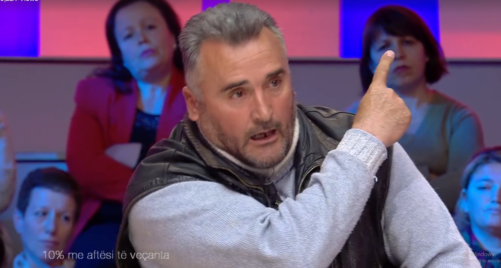 (VIDEO) Rrëfimi prekës në emision i invalidit: Shteti tallet me mua, jetoj me 80 mijë lekë në muaj