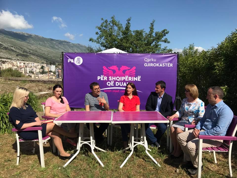 Gjirokastër, kandidatët e PS përballë gazetarëve (VIDEO)
