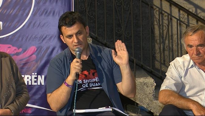 Flamur Golemi në Kakoz: S’ka më aleanca me ata që mbajnë një dorë në bakllava e një tjetër në kadaif (VIDEO)