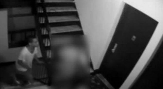 Shqiptari dhe tre grekë përdhunojnë të miturën, e mbanin të lidhur në apartament