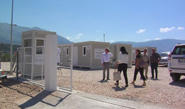 Ndërtohet kamp për refugjatët në Gjirokastër