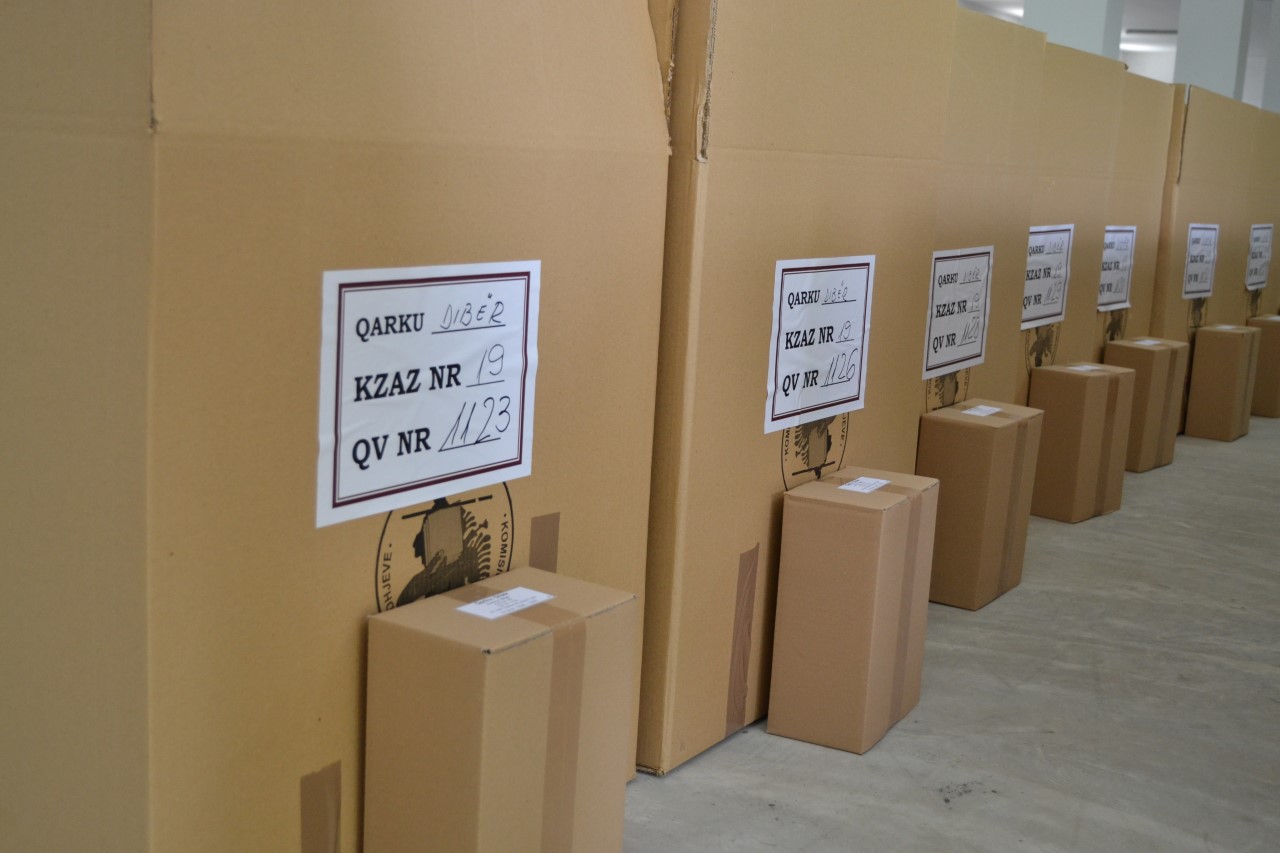 Mbërrijnë nga Greqia fletët e votimit, më 20 qershor nis shpërndarja në KZAZ-të e qarkut Gjirokastër