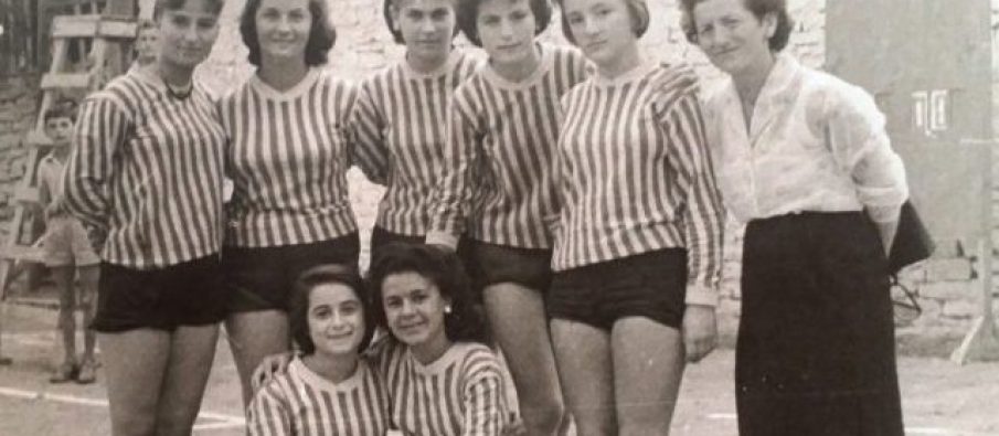 “Vajzat me kilota”, Laleja nga Gjirokastra, mësuesja e parë e fizkulturës që theu tabutë