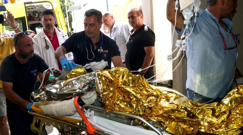 VIDEO/ Mbërrin në Athinë një shqiptar i plagosur rëndë nga tërmeti në ishullin Kos