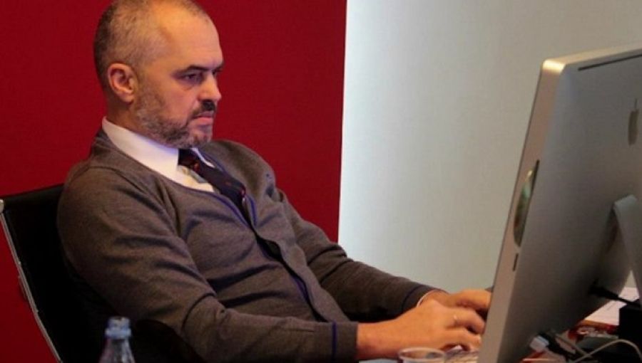 Populli i Facebook-ut i tregon Ramës 10 prioritetet