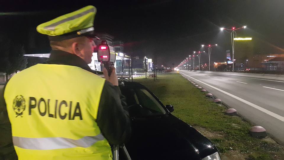 Detaje të reja nga radarët spiunë të policisë, si t’i shpëtoni gjobave