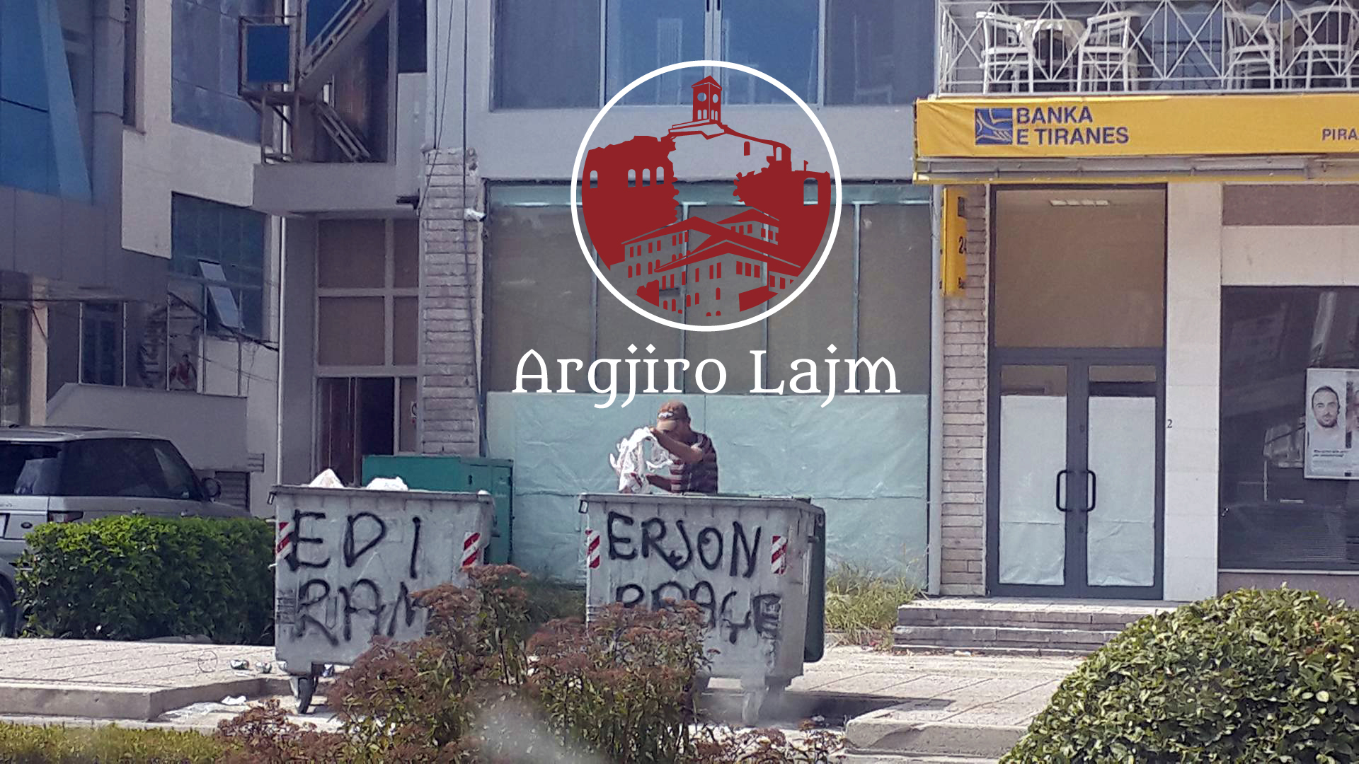 Gjirokastër, Zamira Rami ‘mban’ Edi Ramën në koshat e plehrave (FOTO)