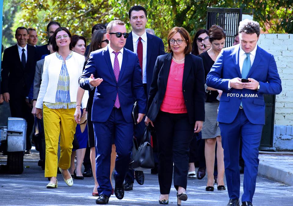 Nisin makinacionet, ikin nga grupi 4 deputetë të PD-së