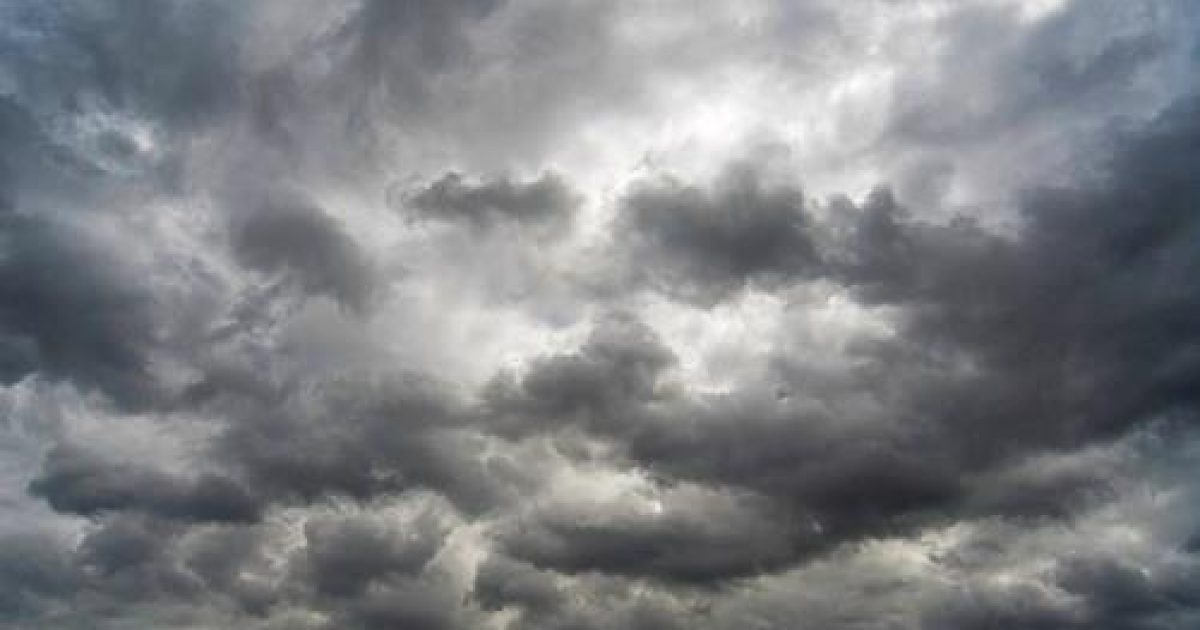 Shtrëngata shiu prej mbrëmjes së sotme dhe deri nesër, jugu goditet nga stuhia