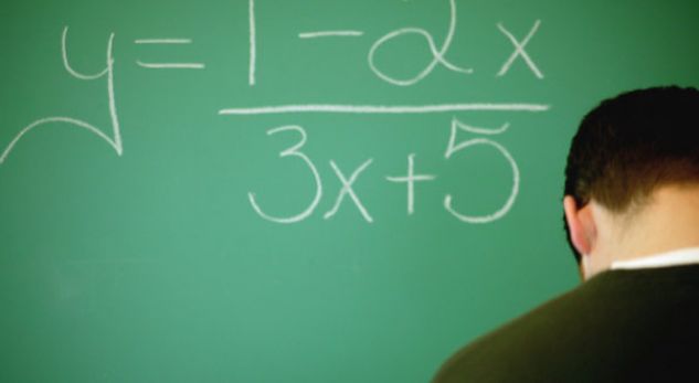 Banka Botërore ngre alarmin: Shqiptarët dobët në të lexuar dhe matematikë