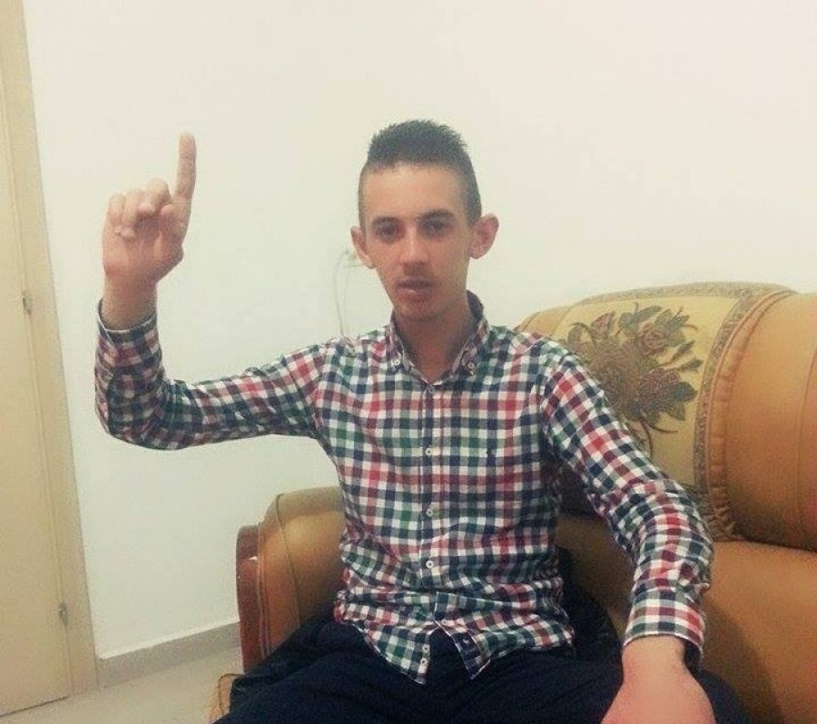 Vrasja e policit në Lazarat, flet babai i Xhulianos:  Dëgjoja britmat e tij, e rrahën djalin derisa i ra të fikët