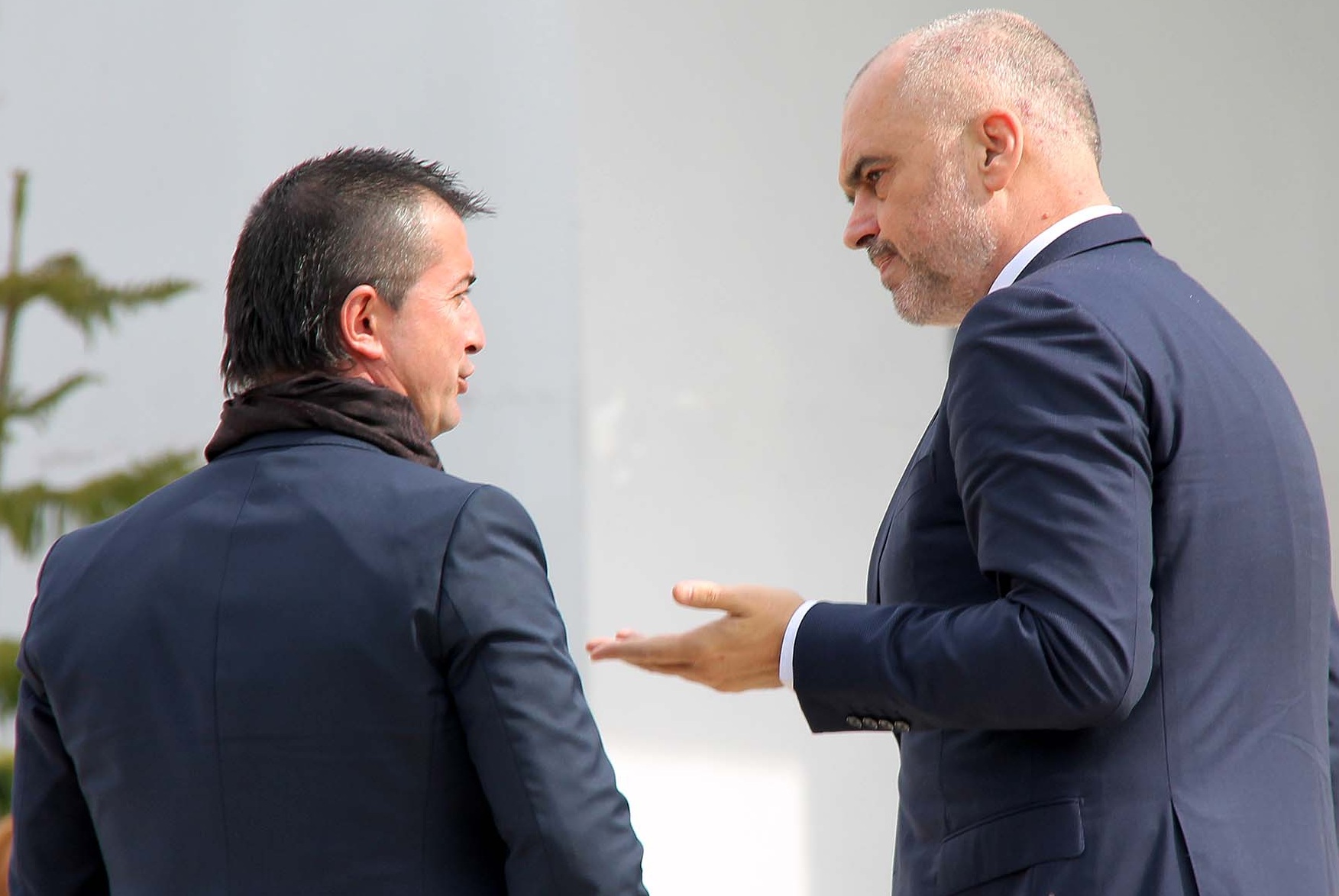 Takimi për reformën e ujit, Rama mbyll mbledhjen me një batutë për Tërmet Peçin