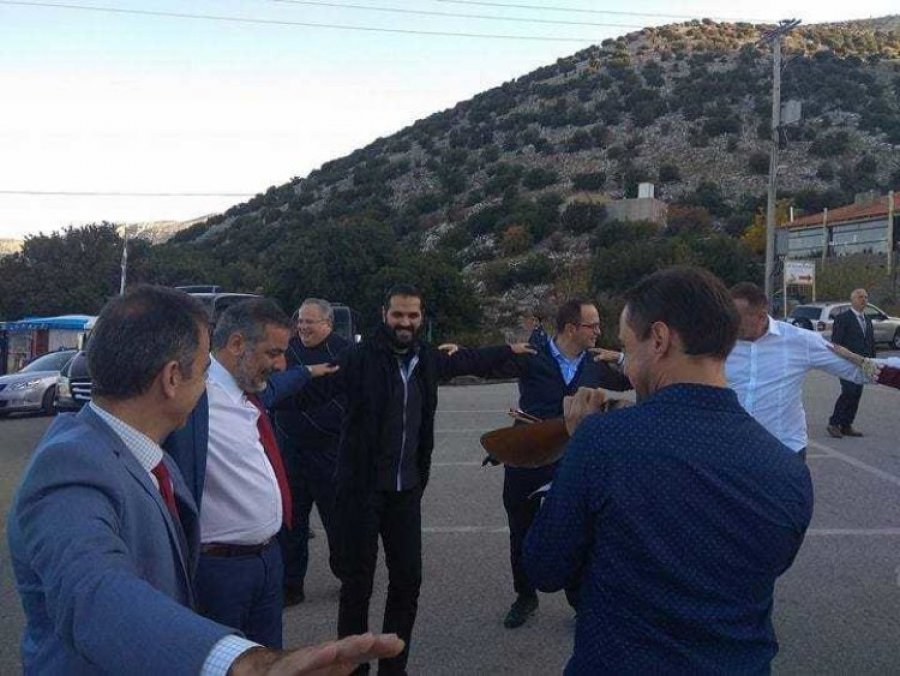 Sërish probleme në Kakavijë, njerëzit ankohen se s’po kalojnë kufirin. Ministri hedh valle në Greqi