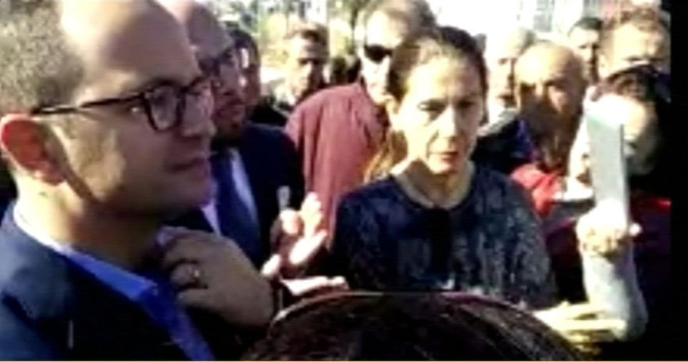 Situata në Kakavijë, Bushati e Kumbaro zbarkojnë në doganë, qytetarët u kërkojnë llogari