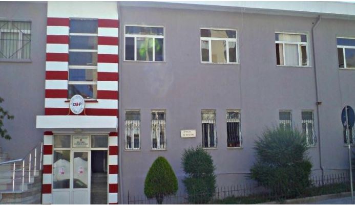 ‘Bie’ një tjetër drejtor në Gjirokastër, ja kush është i larguari i radhës nga detyra