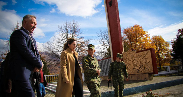 SKANDAL/ Kishin shkuar për trajnim, katër ushtarë komando arratisen në Londër