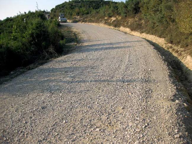 Rama tregon tre rrugët rurale që do të financohen në qarkun Gjirokastër