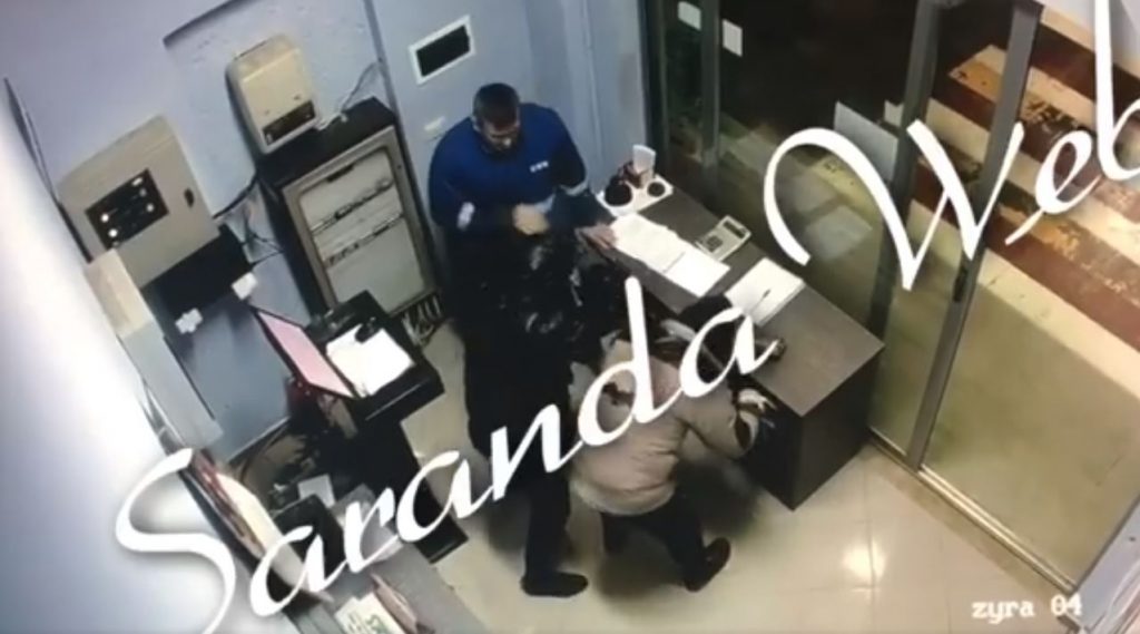 VIDEO/ Shihni si grabitet karburanti në Sarandë