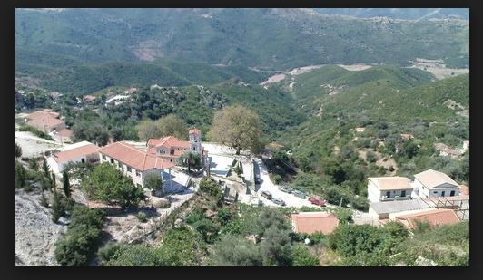 Tragjike, i moshuari gjendet i vdekur brenda në banesë