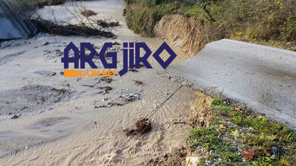 FOTO LAJM/ Llongo dhe Koshovica të izoluara, shihni si është shkatërruar ura