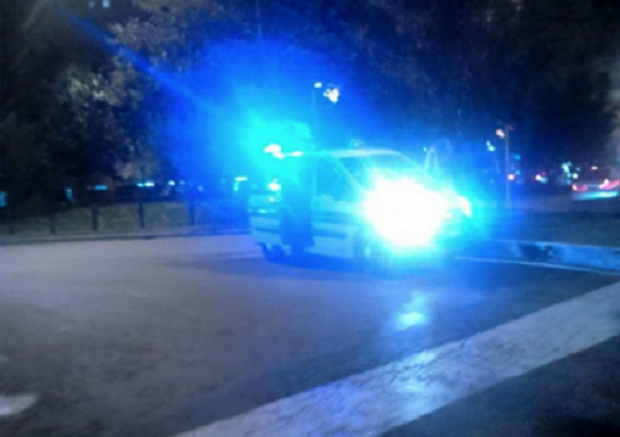 Aksident tragjik, përplaset me furgon për vdekje një grua