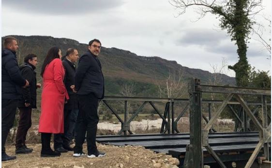 Përmbytjet, Bledi Çuçi kritikon Bashkinë Dropull: S’ka bashkëpunuar me qeverinë!