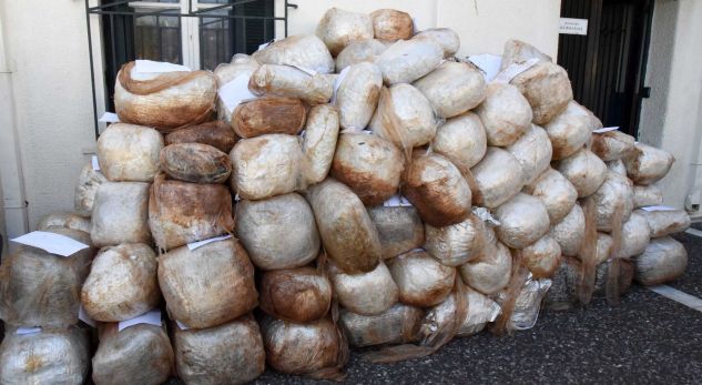 1.6 ton drogë drejt Stambollit, arrestohet shqiptari në Athinë