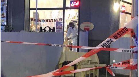 Goditet me thikë në gjoks, vdes në spital 31-vjeçari