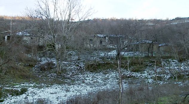 Njihuni me fshatin shqiptar ku banojnë vetëm tre familje