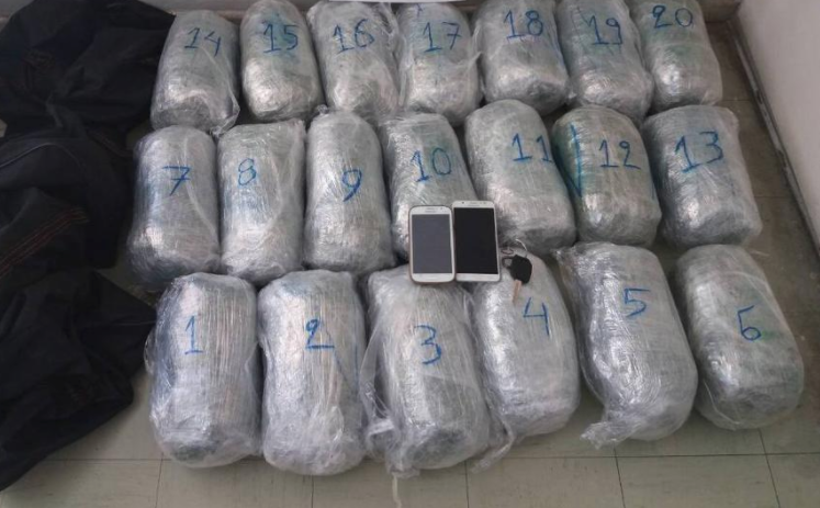 Pranga shqiptarit dhe grekut në Athinë, trafikonin miliona euro drogë në BE