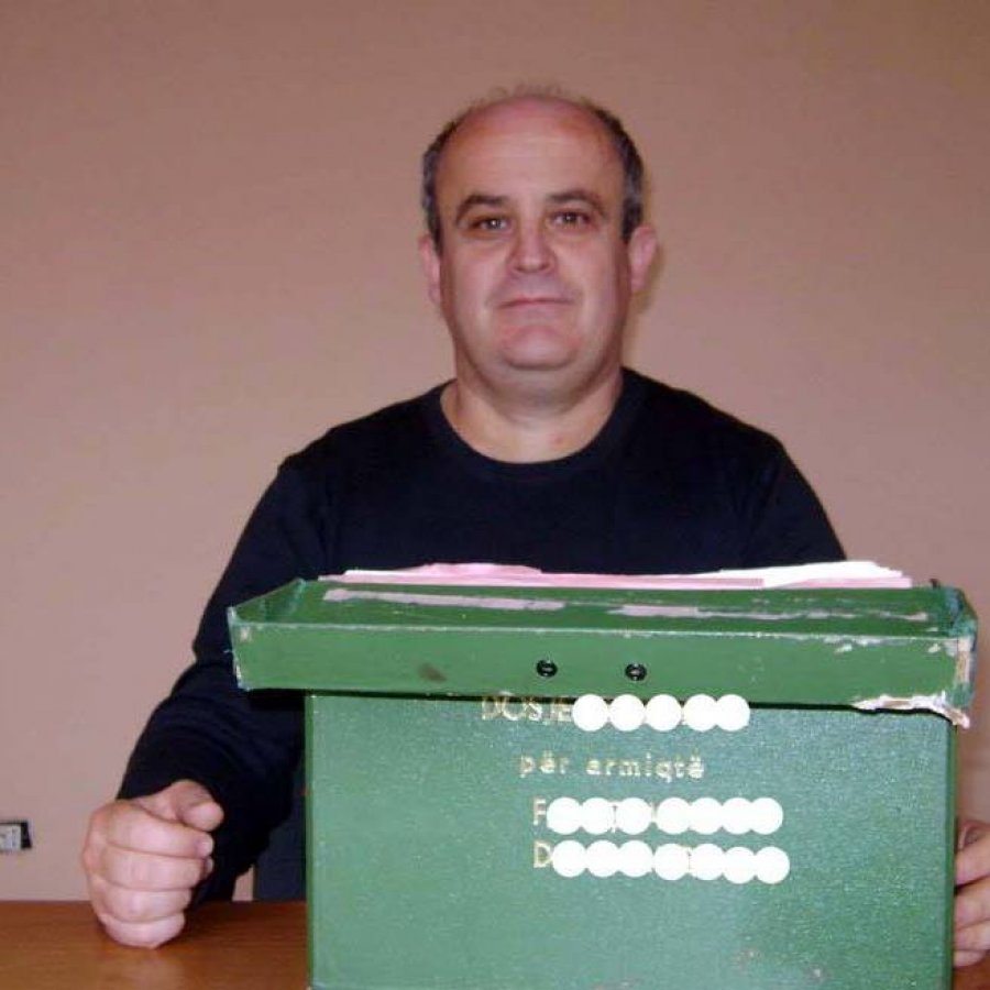 Emrat/ Njihuni me Marksat, Lelinat, Engelsat dhe Stalinët nga Gjirokastra