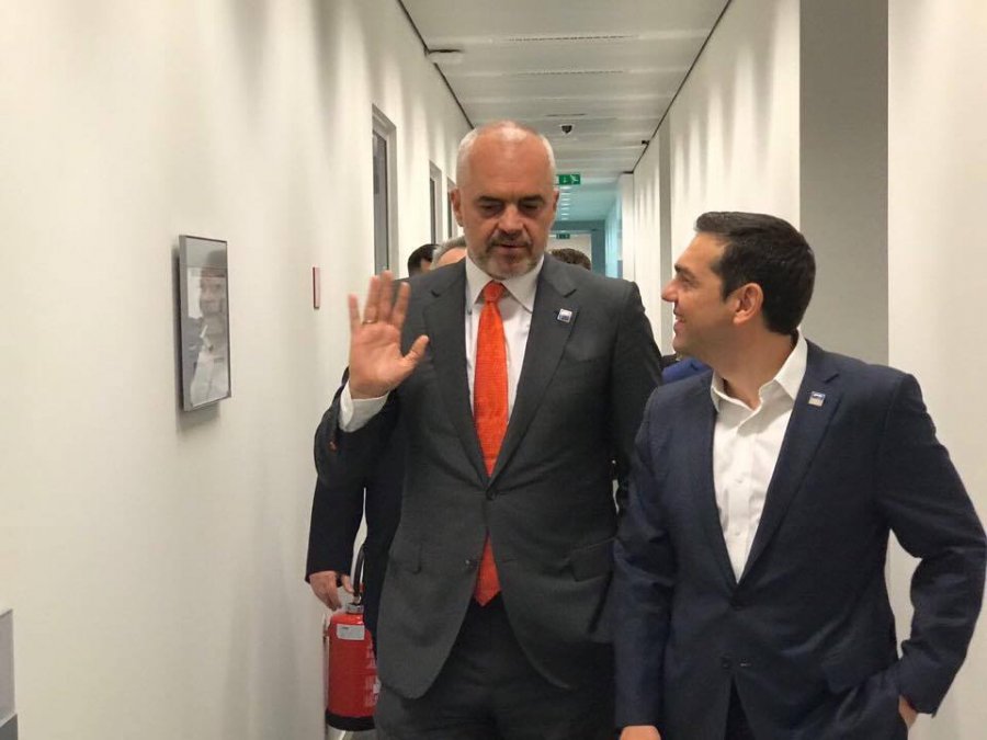 Kryeministri grek vjen në Tiranë në muajin prill