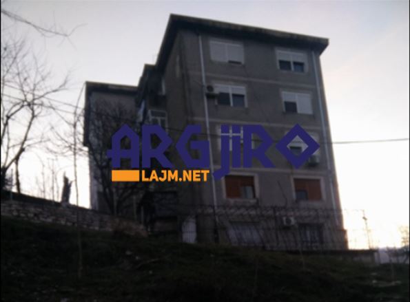 Gjirokastër, veç pallatit 5 katësh rrezikon shembjen edhe shtëpia e Artemis Dralos