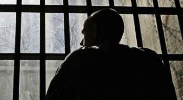 Dalin fotot e shqiptarëve të arratisur nga burgu i Athinës