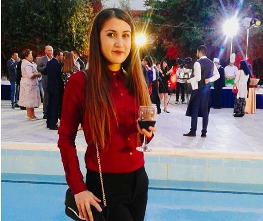 Studentja e vrarë sot, fanse e Saimir Tahirit dhe e apasionuar pas armëve (FOTO)