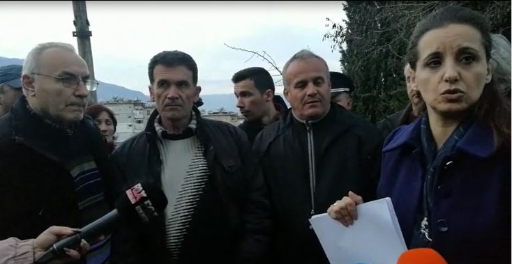 Banorët i përmendin Flamur Bimen, Zamira Rami largohet nga takimi. Shihni çfarë ndodhi (VIDEO)