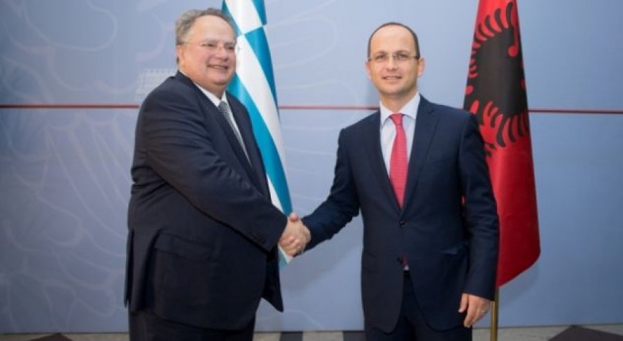 ‘Territoret shqiptare në Greqi’ dhe ‘Çamëri’ duhet të fshihen nga tekstet shkollore