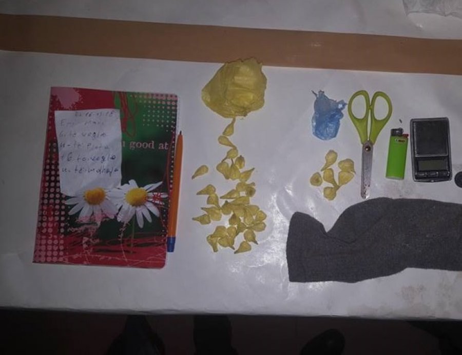 Arrestohen shpërndarësit e kokainës, mes tyre edhe një vajzë (Emrat)