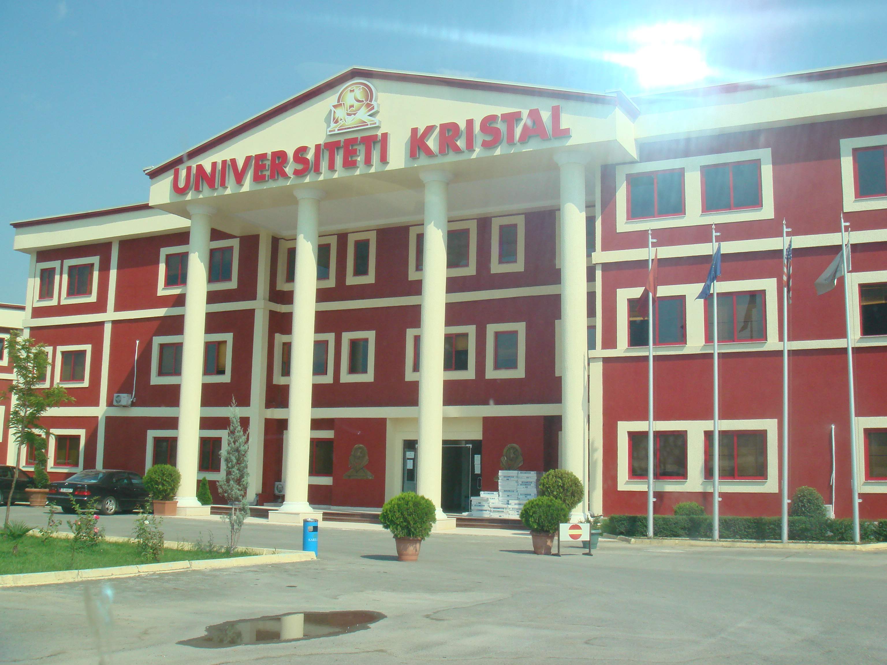 Arrestohet pronari i Universitetit Kristal