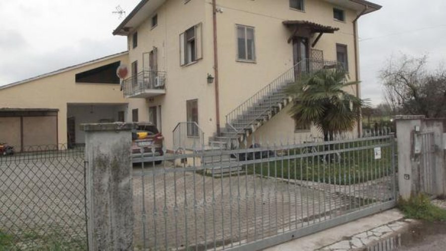 30 kg heroinë në shtëpi, goditet grupi i fuqishëm i trafikut të drogës