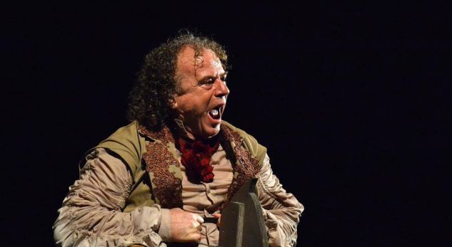 Bujar Asqeriu – politikanëve: Ktheni paratë e vjedhura të ndërtojmë Teatrin e ri