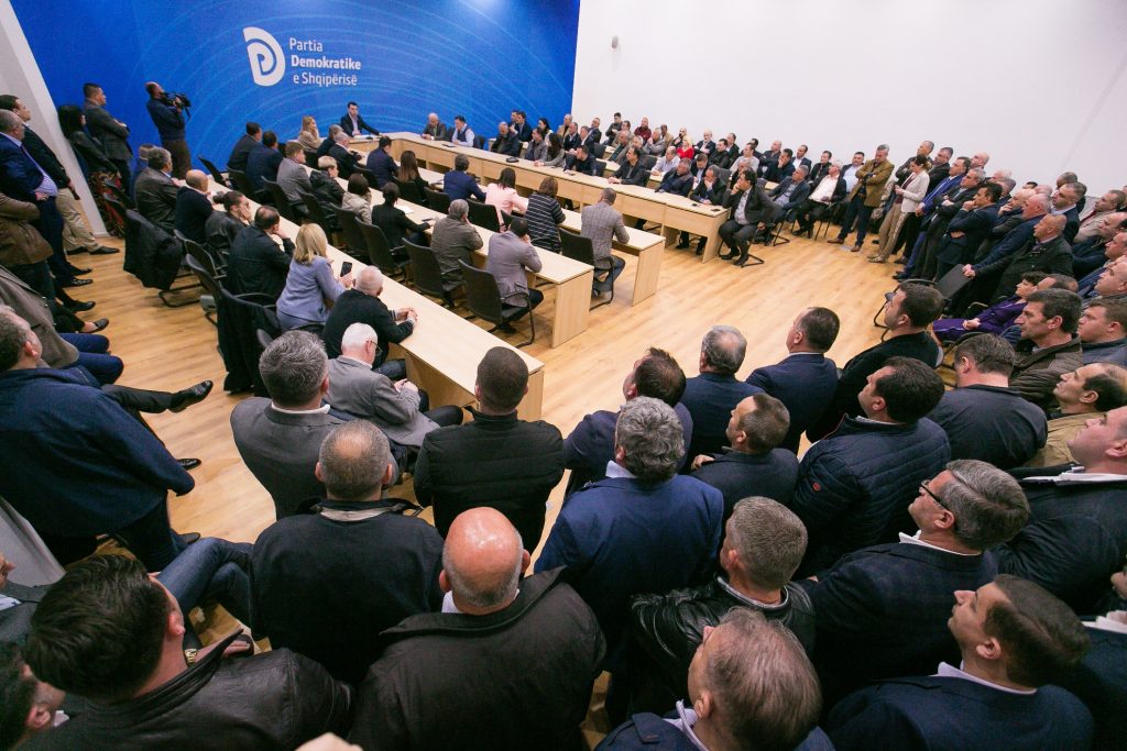 Të enjten nis mosbindja civile, ja rrugët e jugut që do të bllokohen