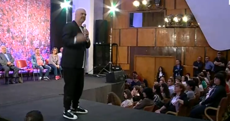 Rama sqaron popullin: Vetëm dy taksa ju kam rritur