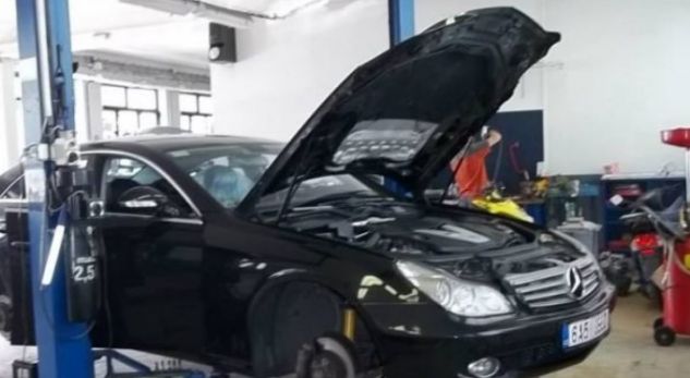 Qeveria vendos rregulla të reja për ata që kanë servise makinash