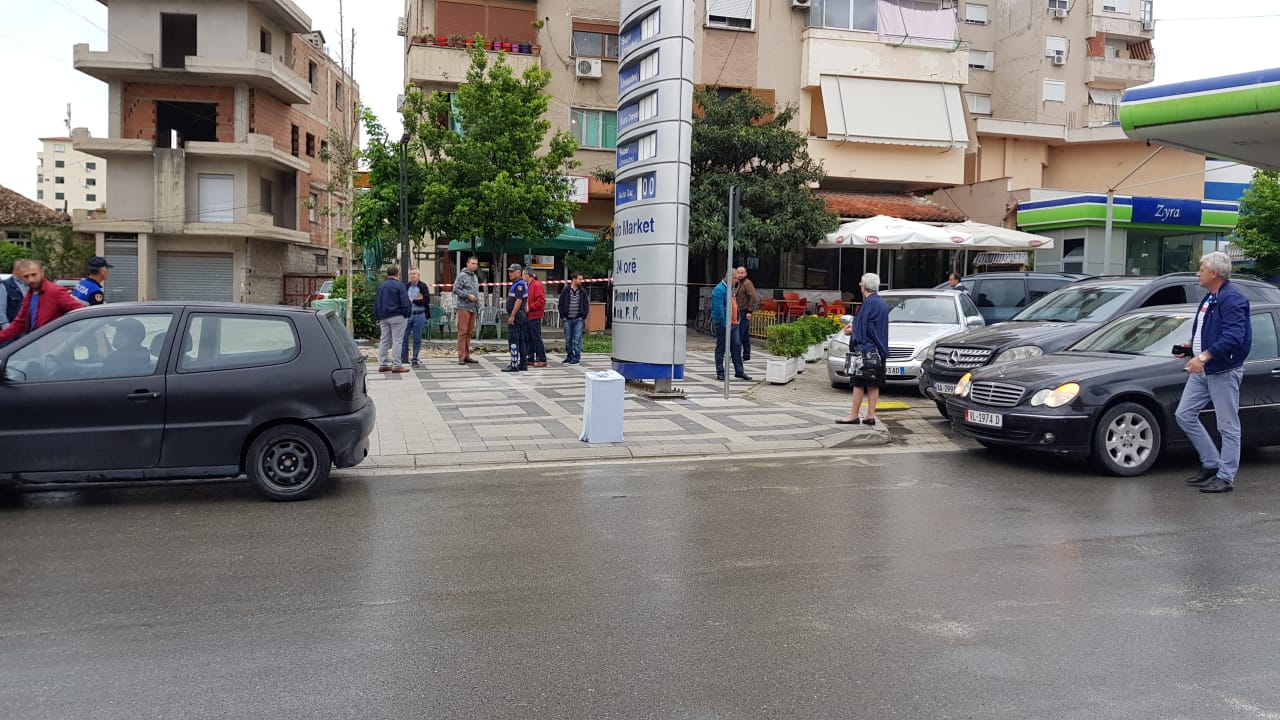 Të shtëna me armë, plagoset një person