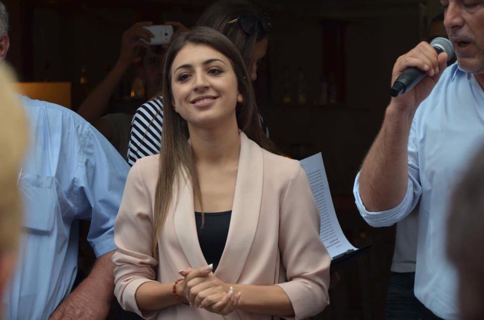 Dy deputete të PDIU-së kalojnë te PS. Priten largime edhe nga deputetë të LSI-së