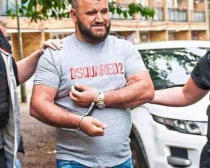 Gangsteri shqiptar i arrestuar në Britani kërcënon policin: Ty të mbaj mend… (VIDEO)