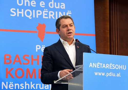 ‘Mos bleni produktet greke’, thirrja e pazakontë e Shpëtim Idrizit