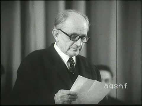 Pas bustit në mes të Tiranës, Eqrem Çabej botohet edhe në italisht