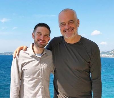 Rama në Sarandë, pushime me djalin e George Soros